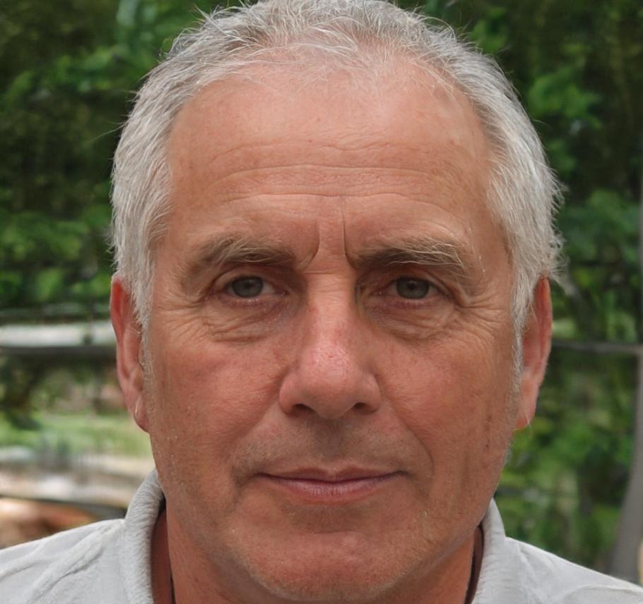 Portrait de Thomas Leroy, expert en gestion des dettes